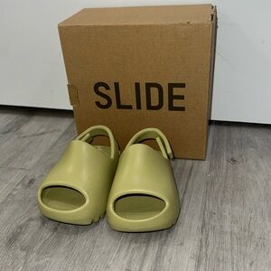 🔥🔥Yeezy Slide Infant